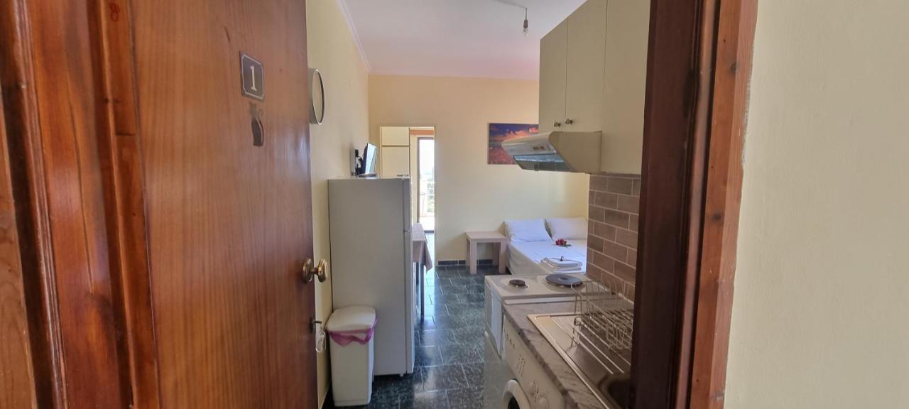 Alitocatos Apartman Hriszí Aktí Haniá Kültér fotó