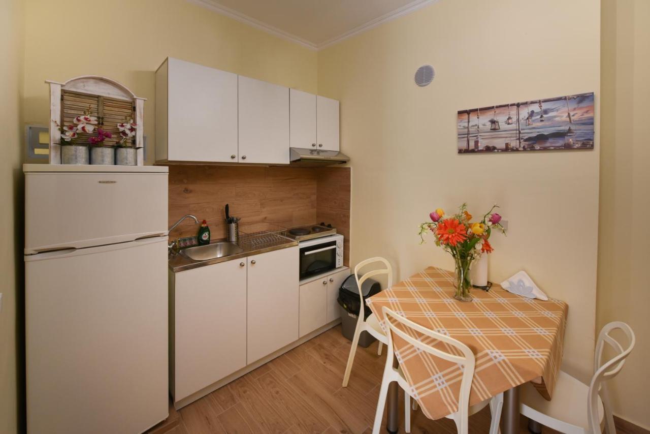 Alitocatos Apartman Hriszí Aktí Haniá Kültér fotó