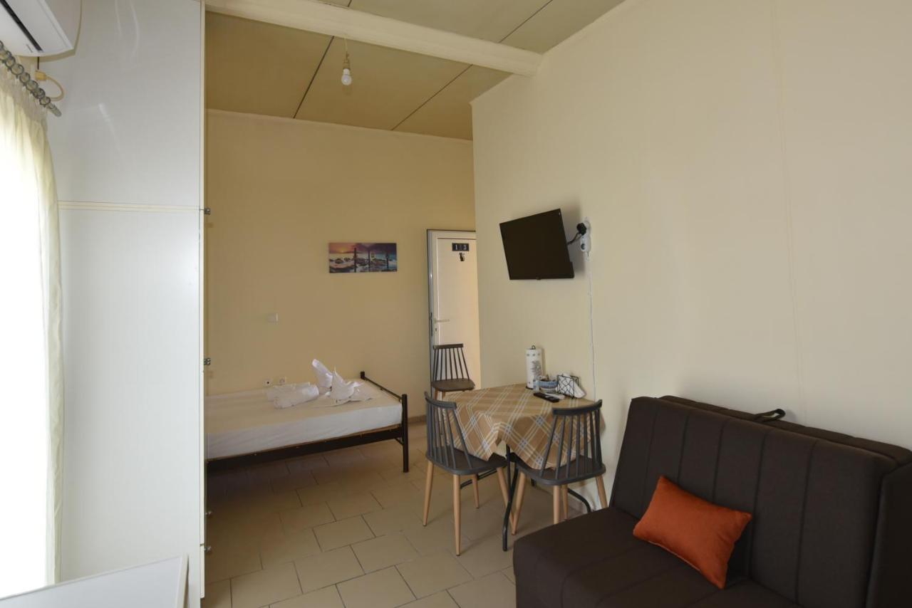 Alitocatos Apartman Hriszí Aktí Haniá Kültér fotó