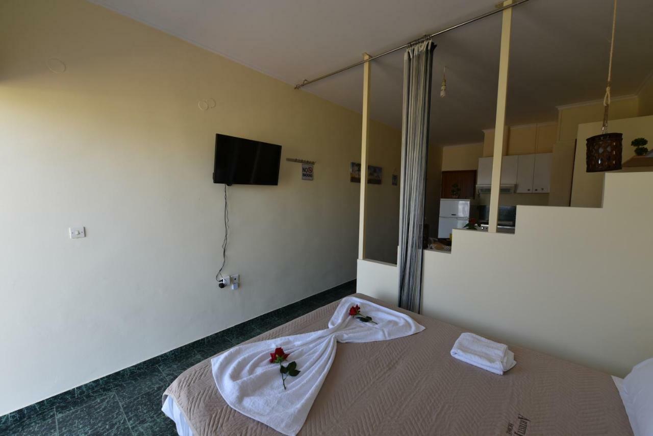 Alitocatos Apartman Hriszí Aktí Haniá Kültér fotó
