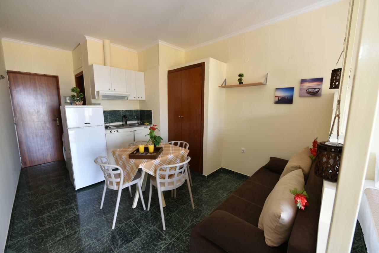 Alitocatos Apartman Hriszí Aktí Haniá Kültér fotó