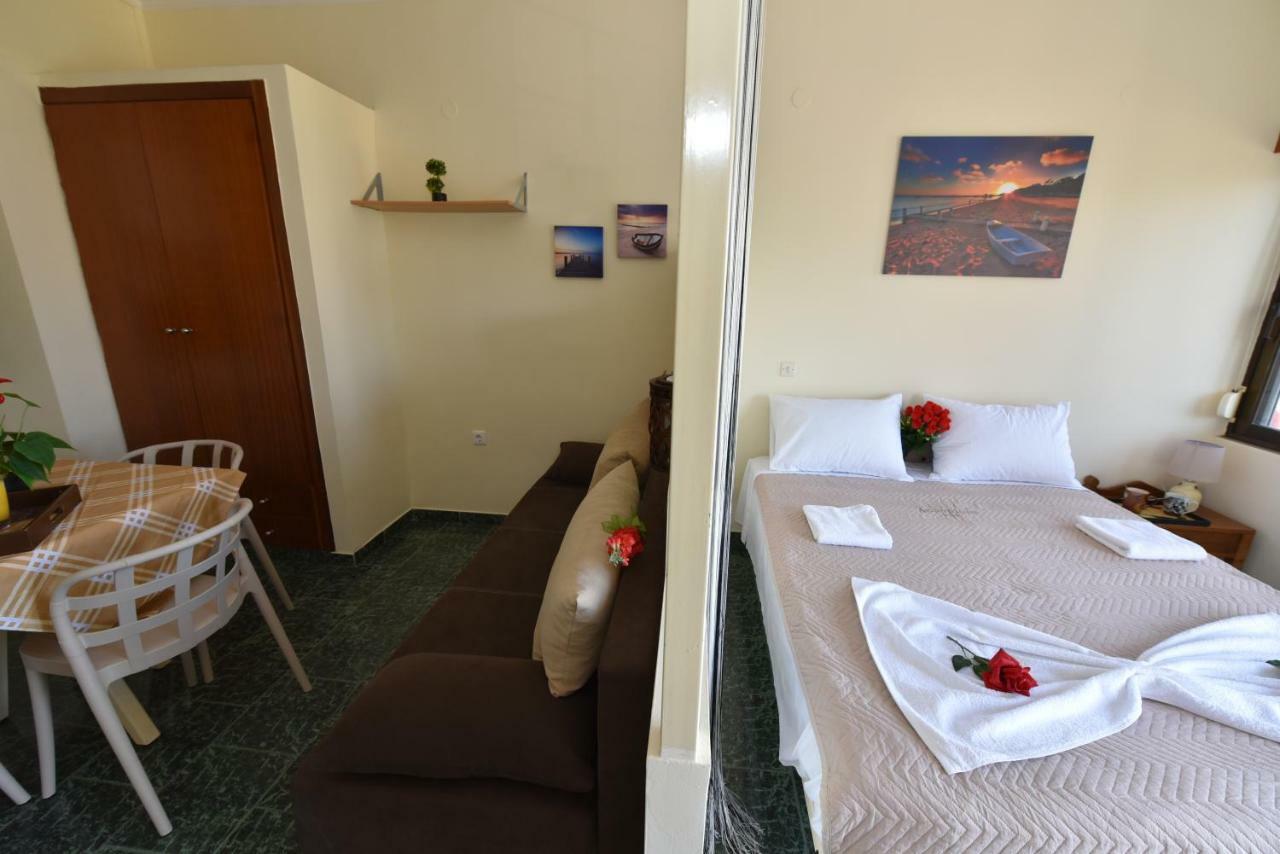 Alitocatos Apartman Hriszí Aktí Haniá Kültér fotó