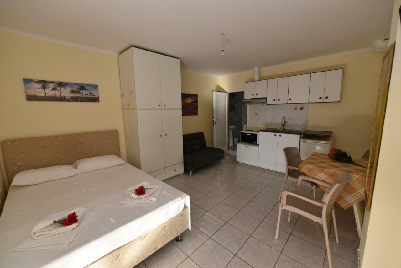 Alitocatos Apartman Hriszí Aktí Haniá Kültér fotó